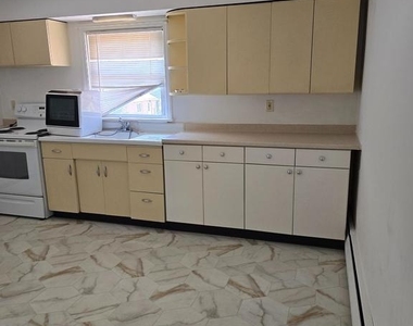 618 Biggs Avenue - Photo Thumbnail 15