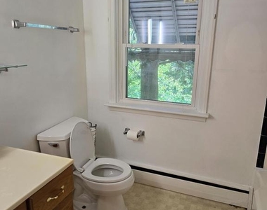 618 Biggs Avenue - Photo Thumbnail 8