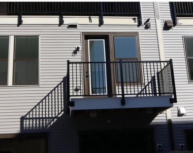 117 E Cromwell Street - Photo Thumbnail 33