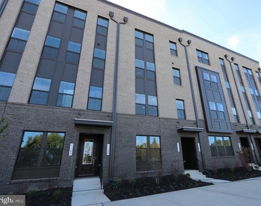 117 E Cromwell Street - Photo Thumbnail 2