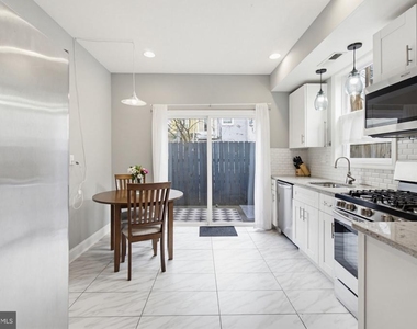 1429 Olive Street - Photo Thumbnail 9