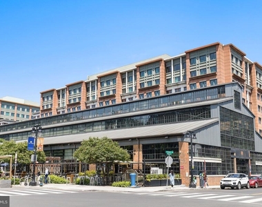 37 L Street Se - Photo Thumbnail 44