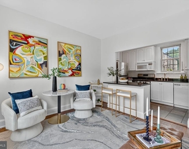 3026 Wisconsin Avenue Nw - Photo Thumbnail 4