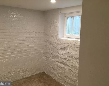 1650 33rd Street Nw - Photo Thumbnail 4