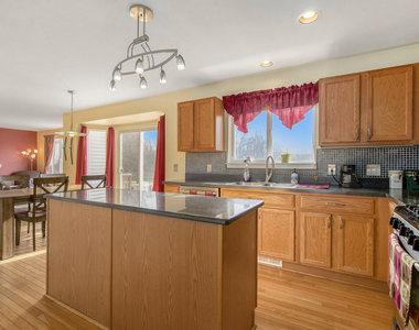 7848 Trotters Park Street - Photo Thumbnail 8