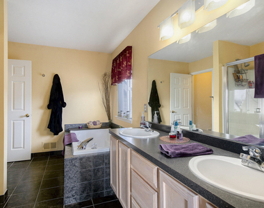 7848 Trotters Park Street - Photo Thumbnail 16