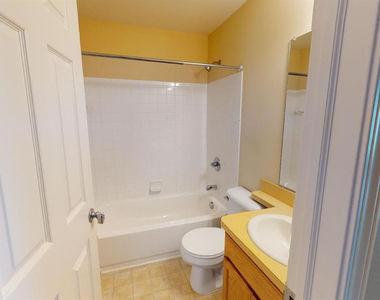 275 Briarcrest Drive - Photo Thumbnail 11