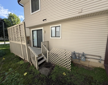 1707 Dexter Avenue - Photo Thumbnail 29