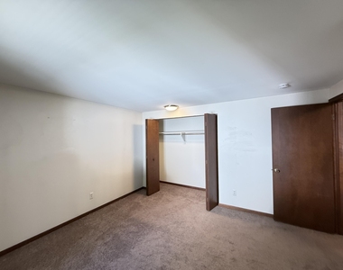 1707 Dexter Avenue - Photo Thumbnail 21
