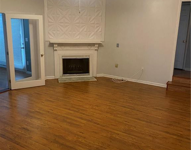 1728 Empress Lane - Photo Thumbnail 5