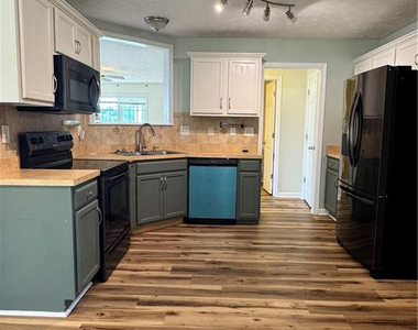 6541 Valley Falls Road - Photo Thumbnail 8