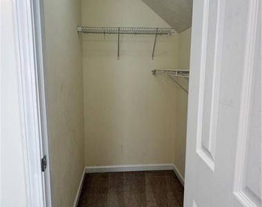 6541 Valley Falls Road - Photo Thumbnail 16