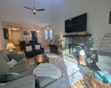 5513 Kaplan Drive - Photo Thumbnail 4