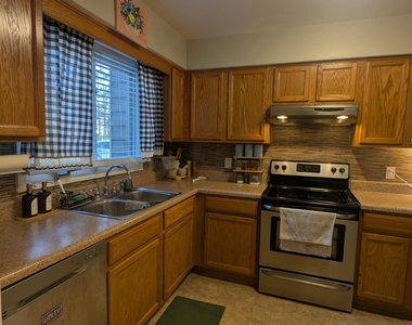 5513 Kaplan Drive - Photo Thumbnail 22