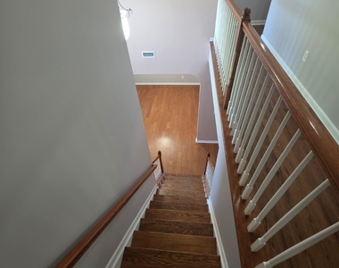 2021 Kirkhaven Road - Photo Thumbnail 12