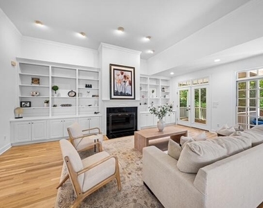 42 Cheswick Place - Photo Thumbnail 9