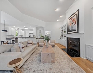 42 Cheswick Place - Photo Thumbnail 12