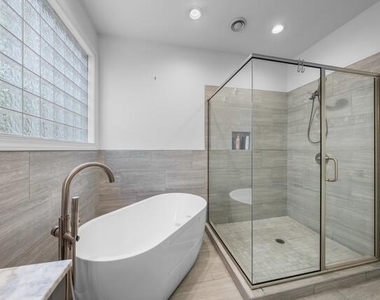 42 Cheswick Place - Photo Thumbnail 18