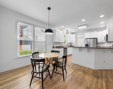 42-a Cheswick Place - Photo Thumbnail 7