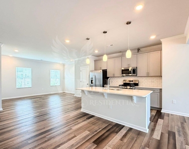 3018 Brellon Lane - Photo Thumbnail 7