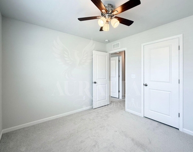 3018 Brellon Lane - Photo Thumbnail 23