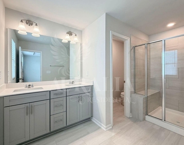 3018 Brellon Lane - Photo Thumbnail 29