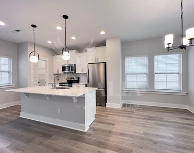 8520 Silsbee Drive - Photo Thumbnail 13
