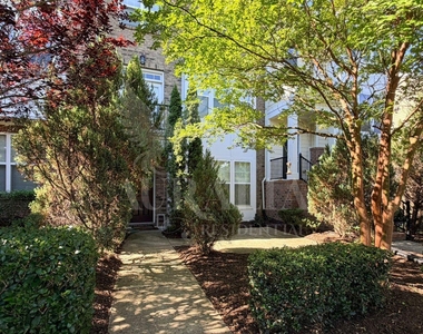 9310 Wooden Road - Photo Thumbnail 6