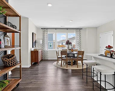 805 Lucky Clover Way - Photo Thumbnail 14