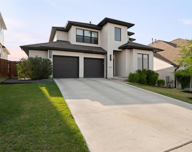 6517 Empresa Dr - Photo Thumbnail 2