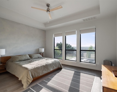 6517 Empresa Dr - Photo Thumbnail 15