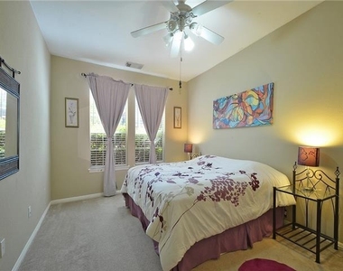 2409 Tivoli Dr - Photo Thumbnail 12