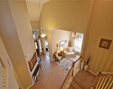 2409 Tivoli Dr - Photo Thumbnail 7