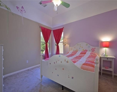 2409 Tivoli Dr - Photo Thumbnail 15