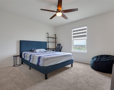 7013 Armagh Dr - Photo Thumbnail 22