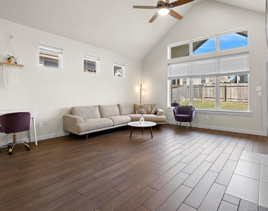 120 Upland Dr - Photo Thumbnail 3