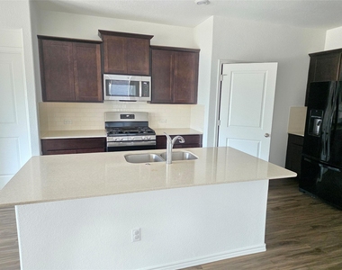 3305 Dusted Daisey St - Photo Thumbnail 17