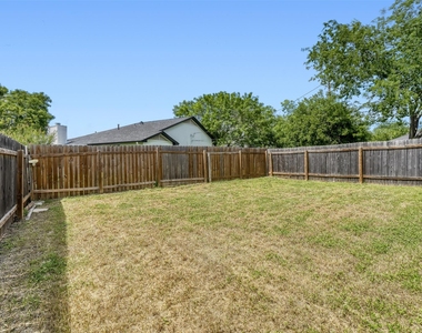 502 Gregory Ct - Photo Thumbnail 21