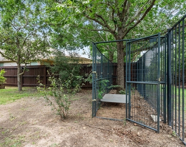 420 Wild Rose Dr - Photo Thumbnail 31