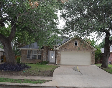 2418 Willow Way - Photo Thumbnail 1