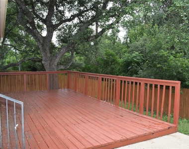 2418 Willow Way - Photo Thumbnail 25