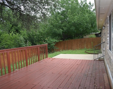 2418 Willow Way - Photo Thumbnail 22