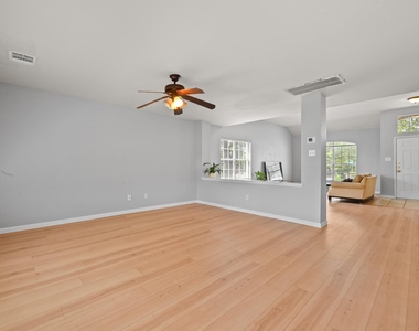 2700 Cradle Rock Trl - Photo Thumbnail 9