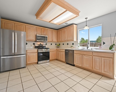 2700 Cradle Rock Trl - Photo Thumbnail 14