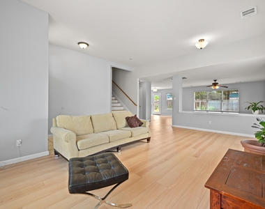 2700 Cradle Rock Trl - Photo Thumbnail 6