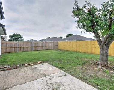 7720 Honeysuckle Dr - Photo Thumbnail 30