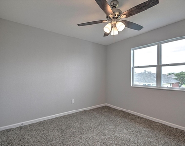 7720 Honeysuckle Dr - Photo Thumbnail 25