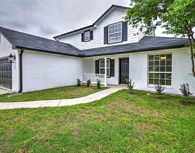 7720 Honeysuckle Dr - Photo Thumbnail 1
