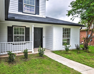 7720 Honeysuckle Dr - Photo Thumbnail 2