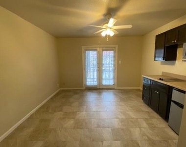 2402 Rio Grande St - Photo Thumbnail 1
